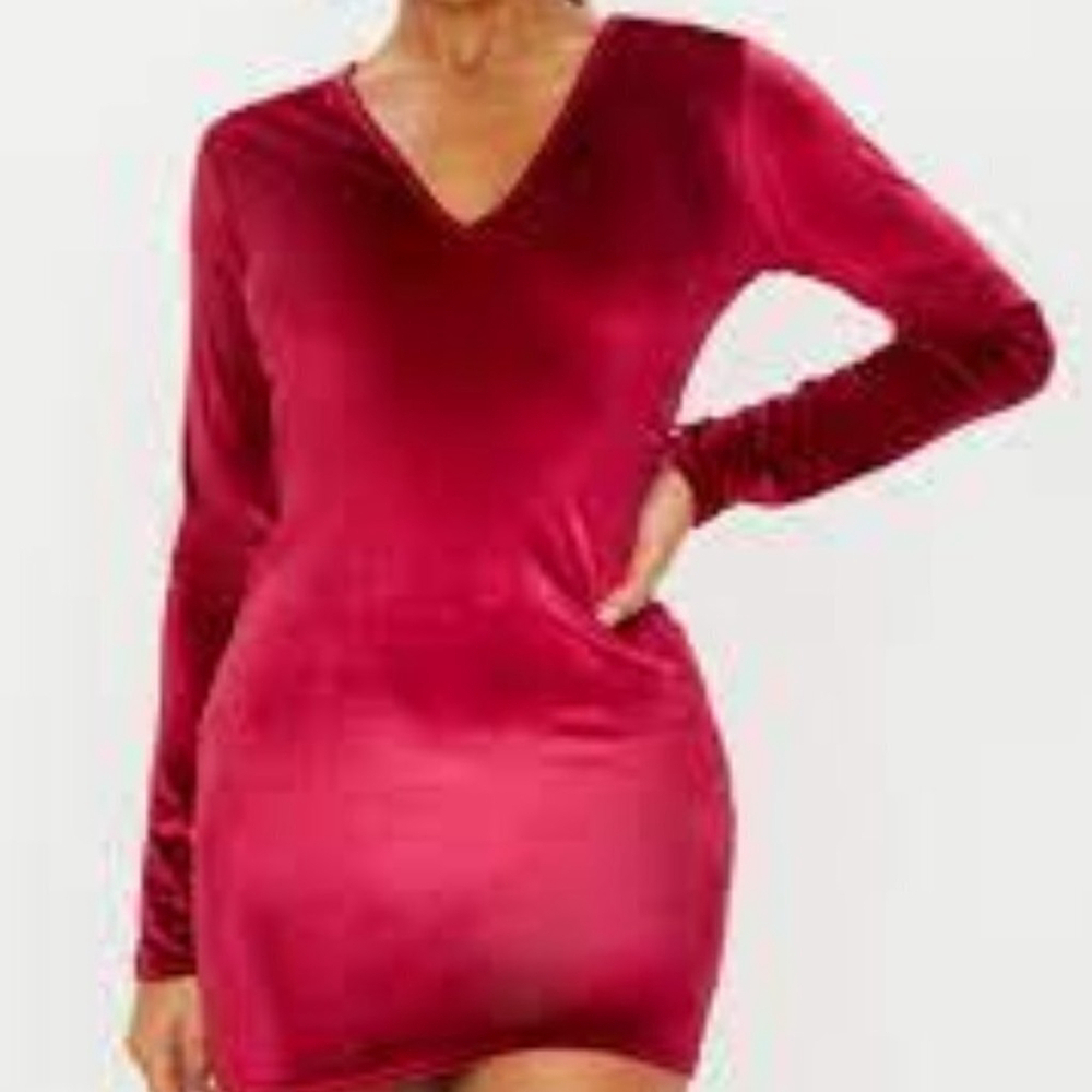 NWT Prettylittlething Red Velvet Bodycon Mini Dress  4